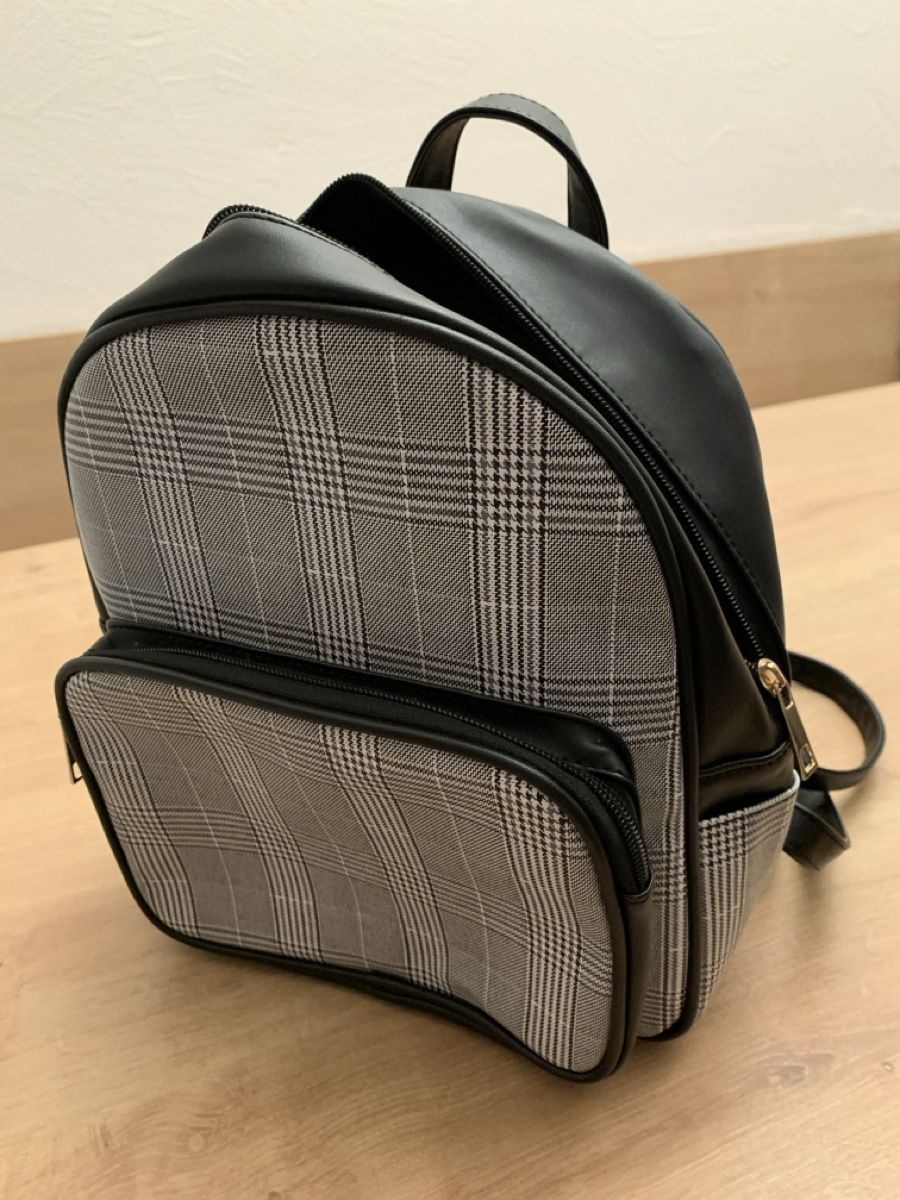Rucksäcke: Kleiner Rucksack – Gebraucht aus Wilen b. Wil von Huibuh