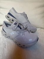 ON Cloud X4 Damen Grösse 7.5 (38.5) NEU / Neupreis CHF 198.-