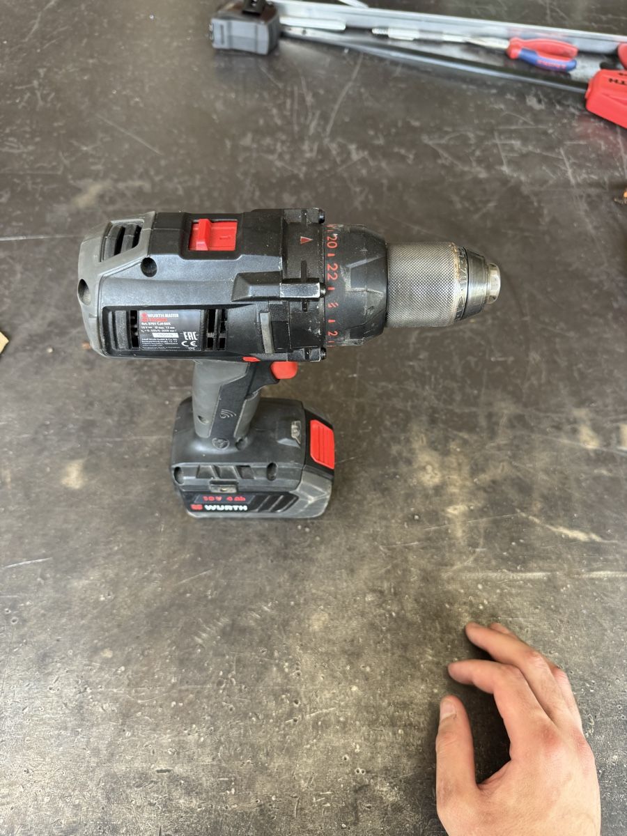 Würth Perceuses: Akkuschrauber WÜRTH 18V 4Ah – D'occasion à Bärau par Luschwa 3