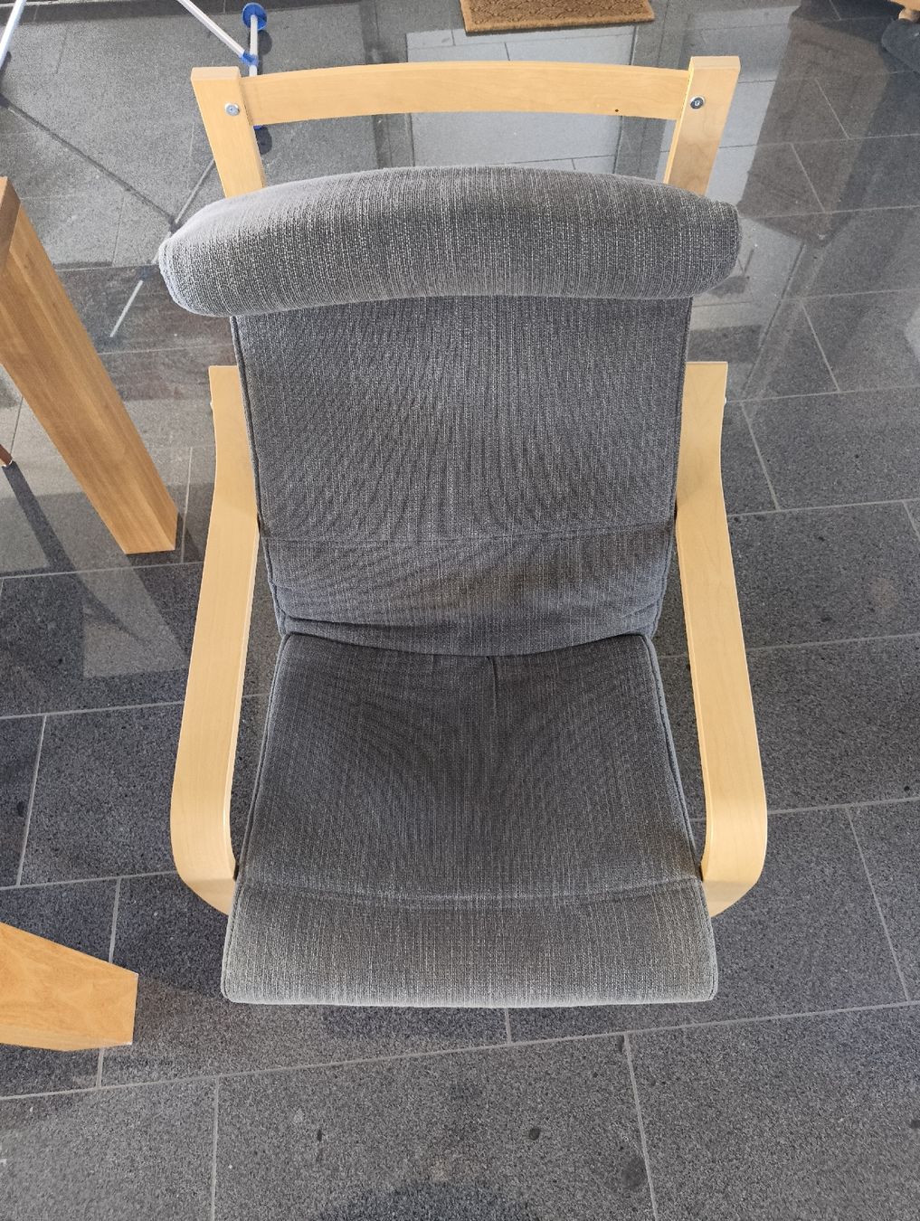Ikea Poltrone: Bequemer Stuhl von Ikea – Usato da Wolfhausen venduto da Dragonslayer_060 2