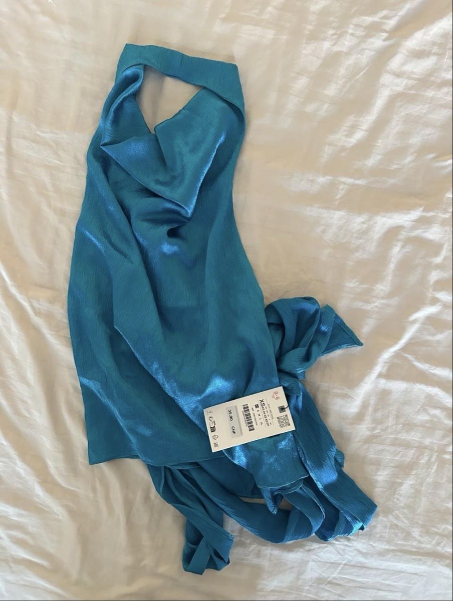 Zara Blusen, T-Shirts & Tops: Zara Halterneck Top – Neu (gemäss Beschreibung) aus Zürich von pop_wv8q 1
