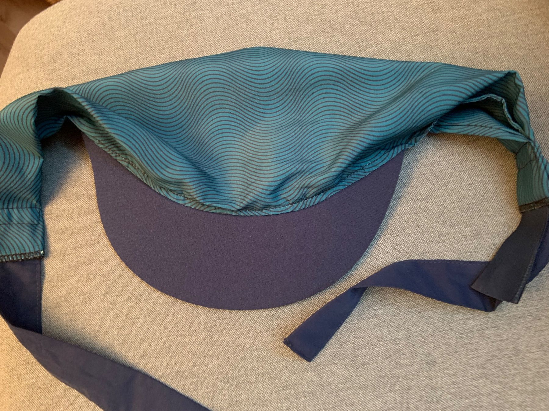 Chapeaux, bonnets & casquettes: Chapeau – D'occasion à Ecublens VD par timily 1