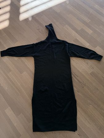 Schwarzes 100%Kaschmir-Strickkleid Rollkragen,Gr.S, oversize