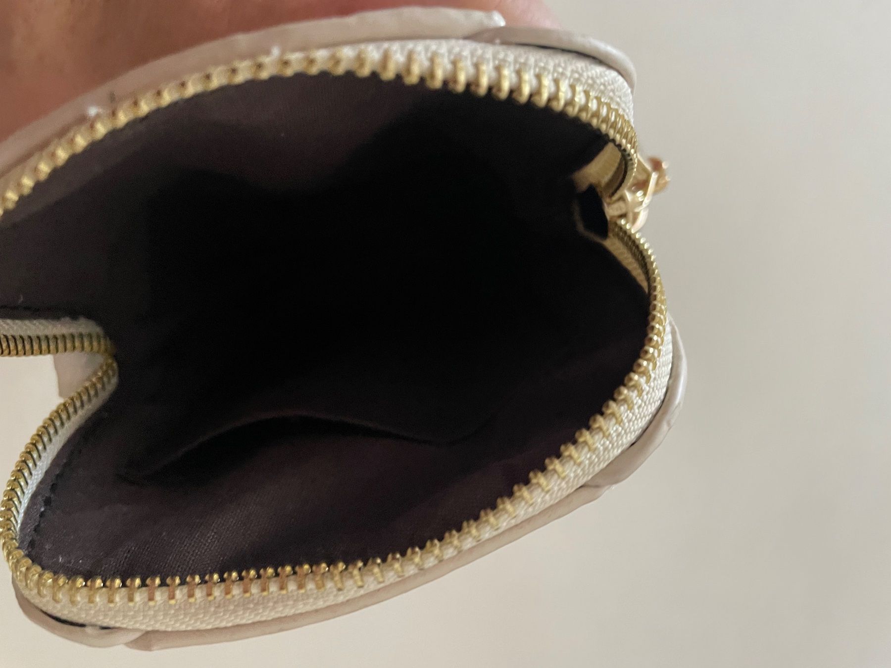 Taschen für Damen: Kleine Umhängetasche – Gebraucht aus Uerkheim von Jangela 2