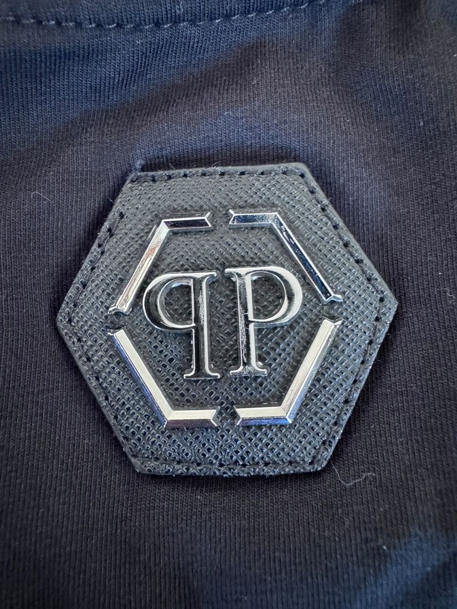 Philipp Plein T-shirt: Philipp Plein T-Shirt – Usato da Luzern venduto da Arbey_romero80 2