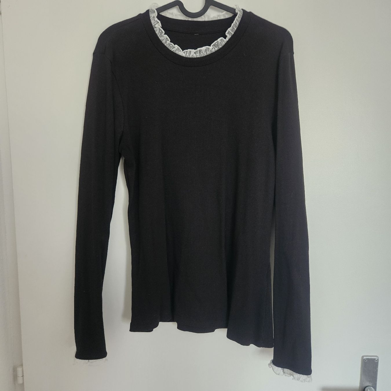 Pullover & Sweatshirts: Pullover – Gebraucht aus Bern von naaa000xci