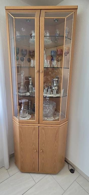 Vitrines: Hülsta Eckvitrine - Mod. Spectrum – D'occasion à Tagelswangen par Vossibaer55