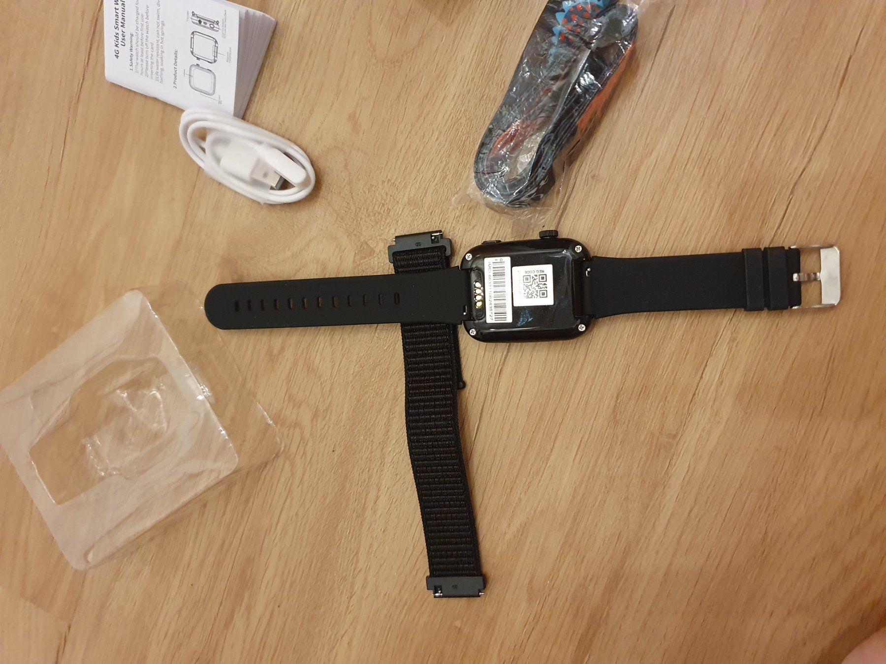 Smart Smartwatch: 4 G KinderSmartWatch schwarz – Neu und originalverpackt aus Heinrichswil von frankie19860 5