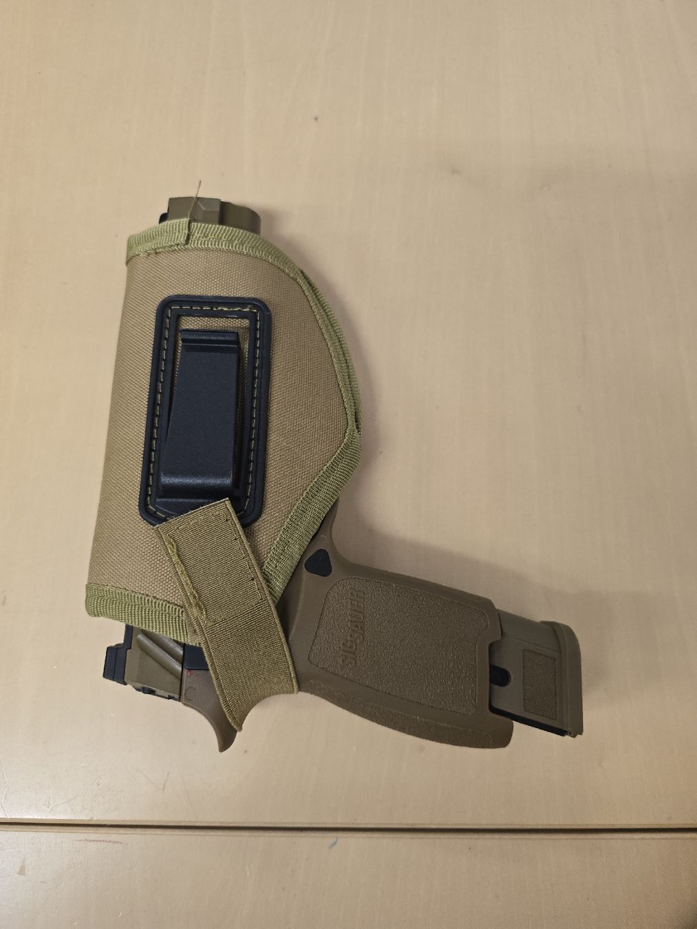 Tir sportif: Airsoft Holster Coyote – Neuf avec emballage d'origine à Tuggen par Zweitechanceboutique 1