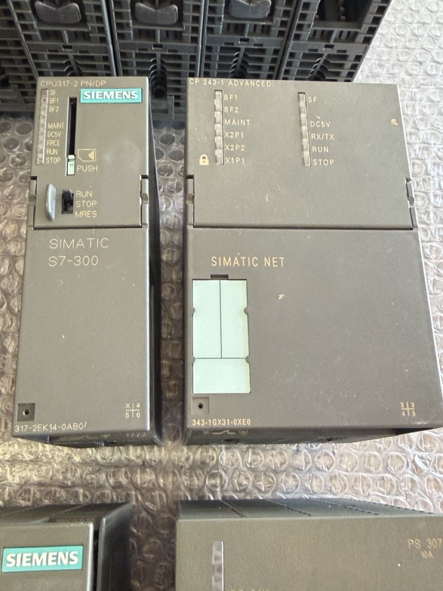 Siemens Componenti elettronici: Siemens Simatic SPS, Siemens FU, Danfoss FU, Selectron CPU – Usato da Dielsdorf venduto da ohmalesis 3