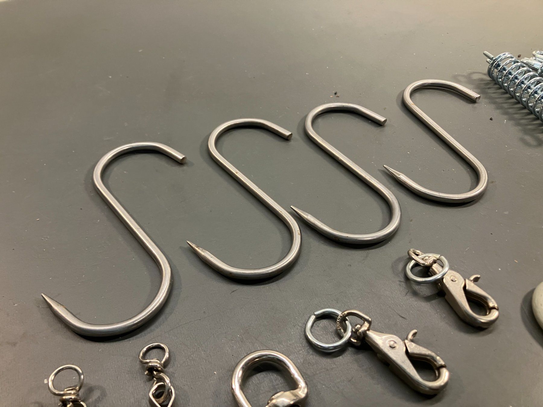 Attrezzatura da arrampicata: Posten div. Metall Karabiner, Hacken usw. ab 1.- – Usato da Lichtensteig venduto da Buy24International 5