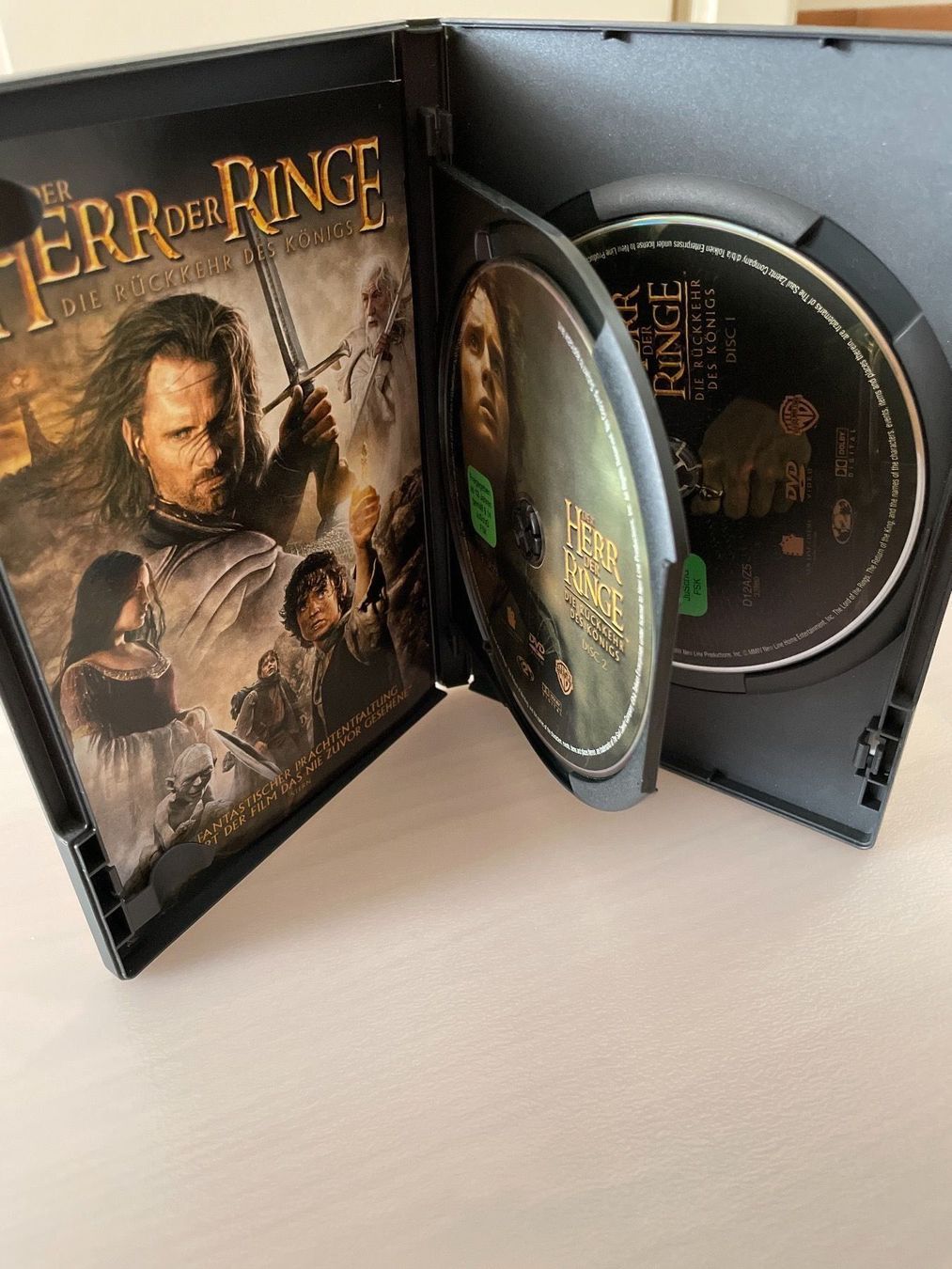 Tutti i DVDs: Der Herr der Ringe  2 DVD – Nuovo (secondo la descrizione) da Riehen venduto da M.S.DVD 2