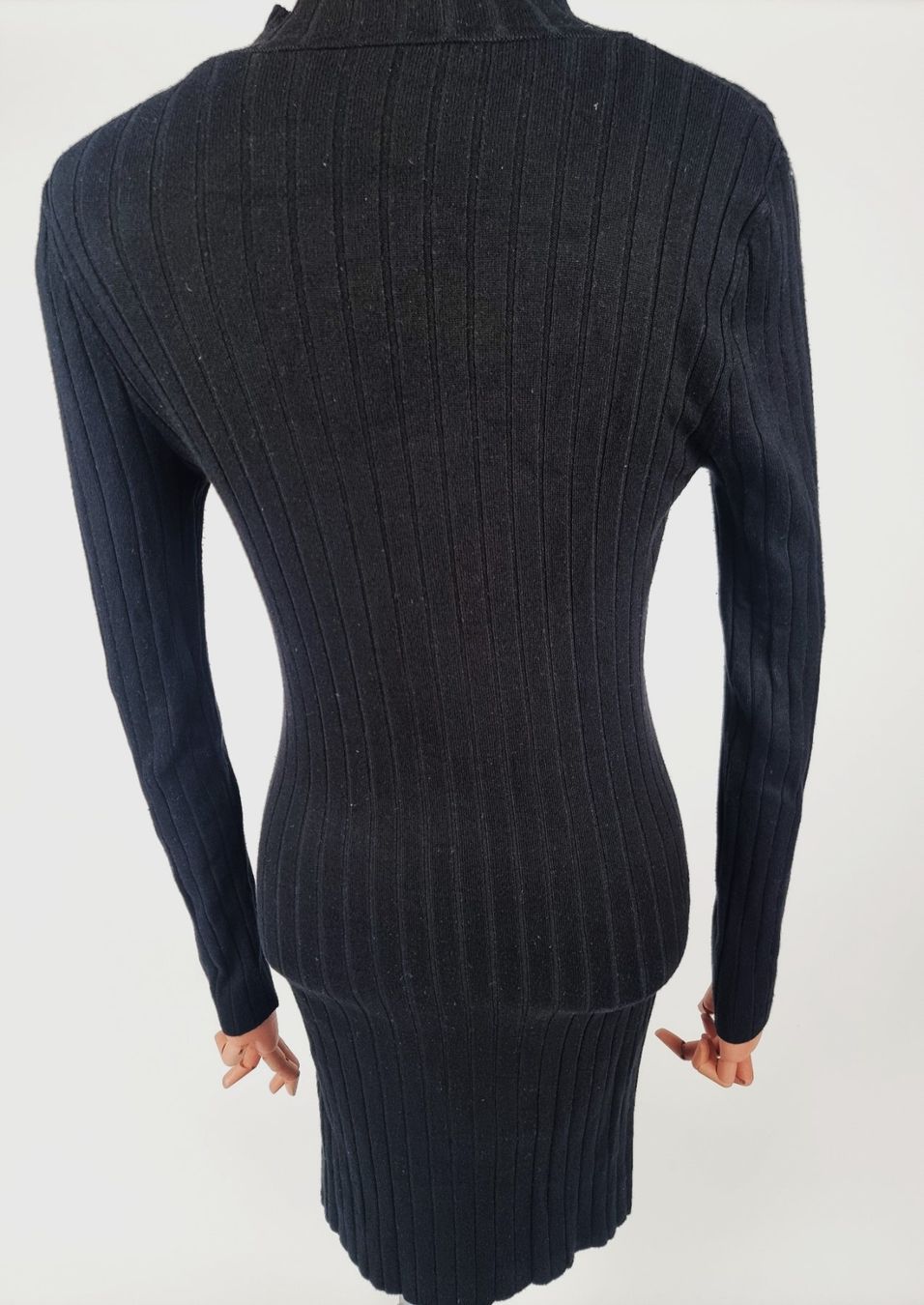 Stradivarius Vestiti: schwarzes Kleid – Usato da Urtenen-Schönbühl venduto da Restwert_Schoenbuehl 2