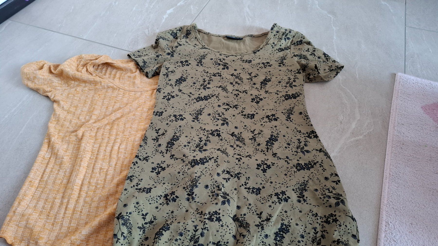 T-Shirts: Shirts – Gebraucht aus bülach von bea_syq2