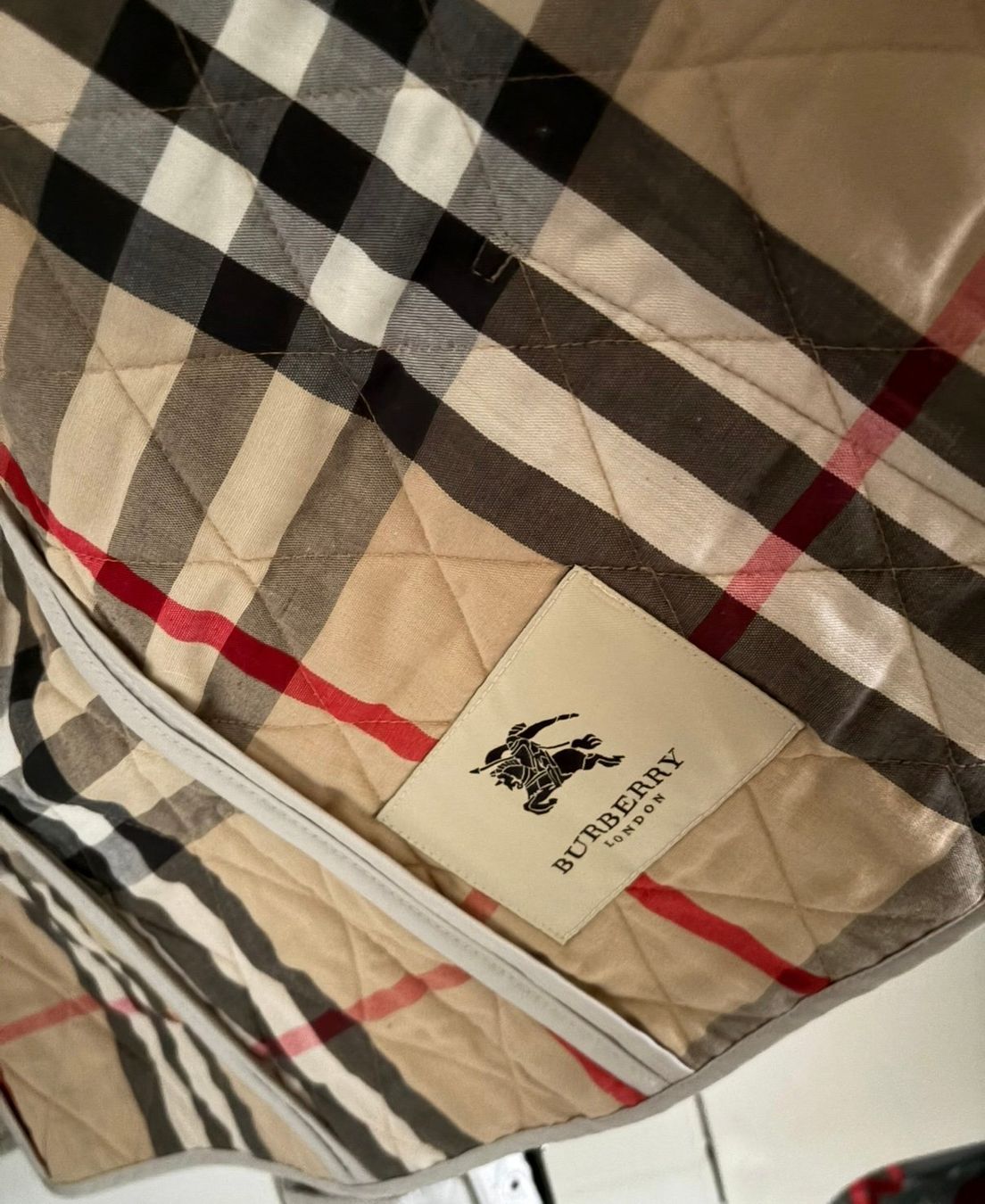 Burberry Giacche: BURBERRY London Steppjacke – Usato da Etoy venduto da Diadefin 4