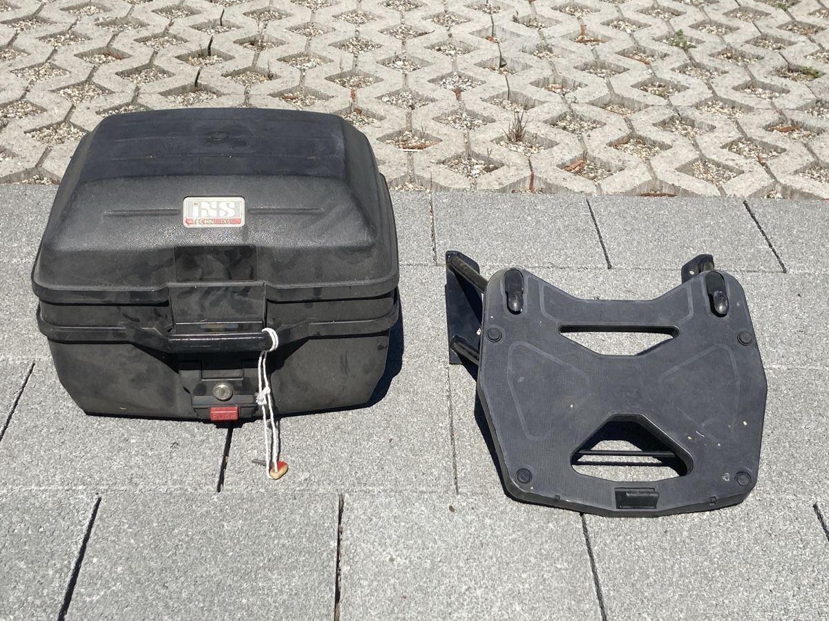 IXS Topcase: IXS Motorrad Topcase & Befestigung – Usato da Burgdorf venduto da cjhw