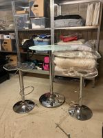 Table haute bistrot et deux tabourets