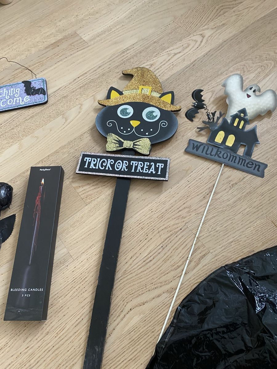 Tutte le decorazioni: Halloween Deko Set 12teilig – Usato da Malters venduto da Kuettel1 1