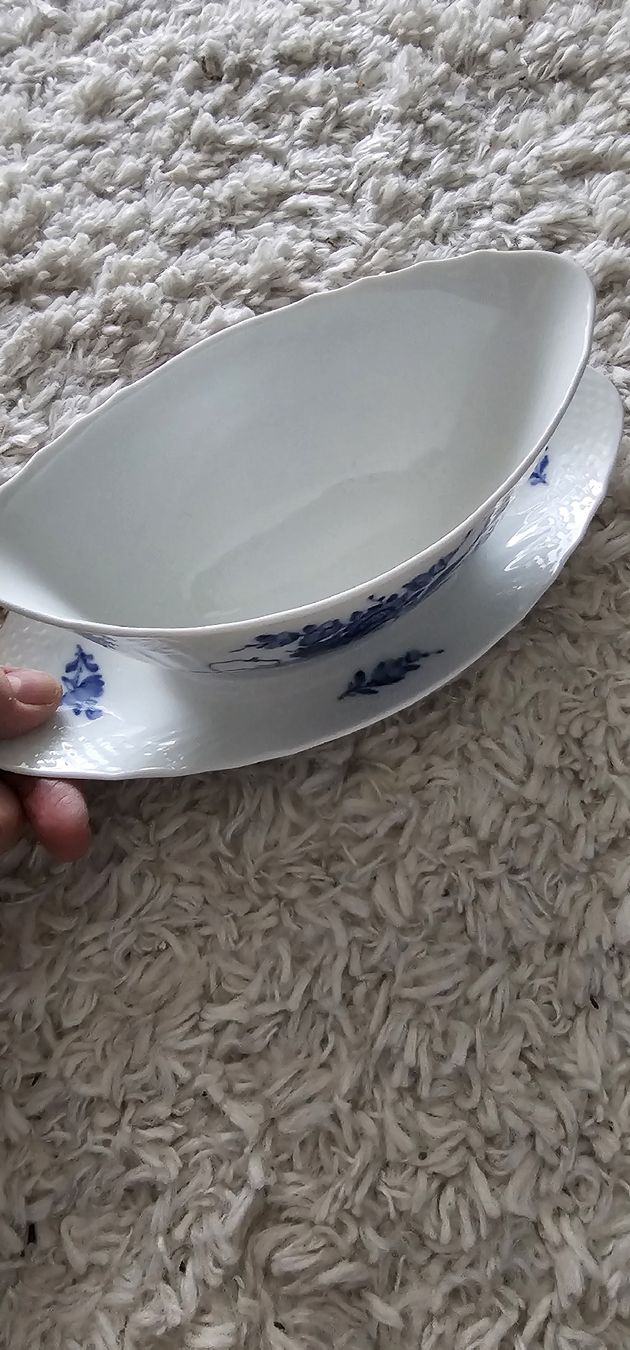 Royal Copenhagen Schalen: Royal Copenhagen Sauciere neu – Neu (gemäss Beschreibung) aus Riedikon von Winter21. 1