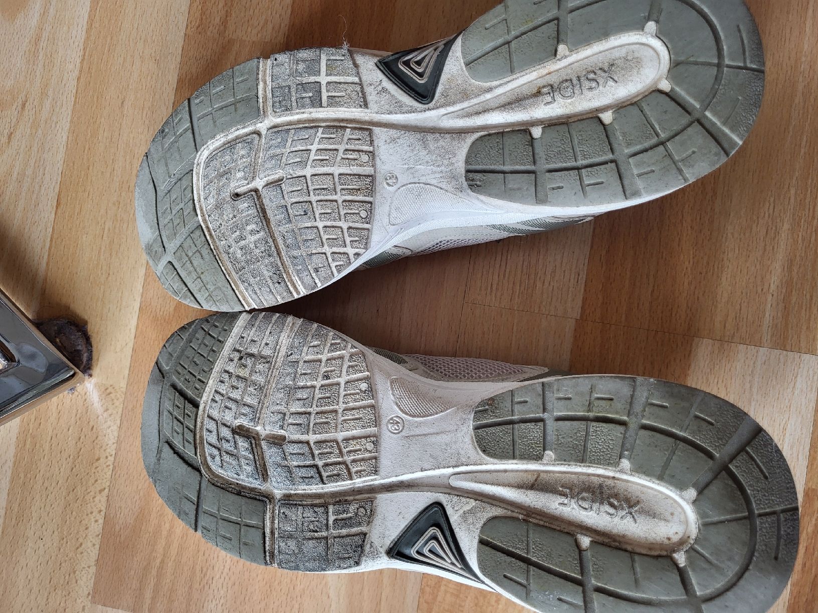Scarpe da uomo: Freizeit Schuhe Nr43 gebraucht – Usato da Riehen venduto da tamola67 3