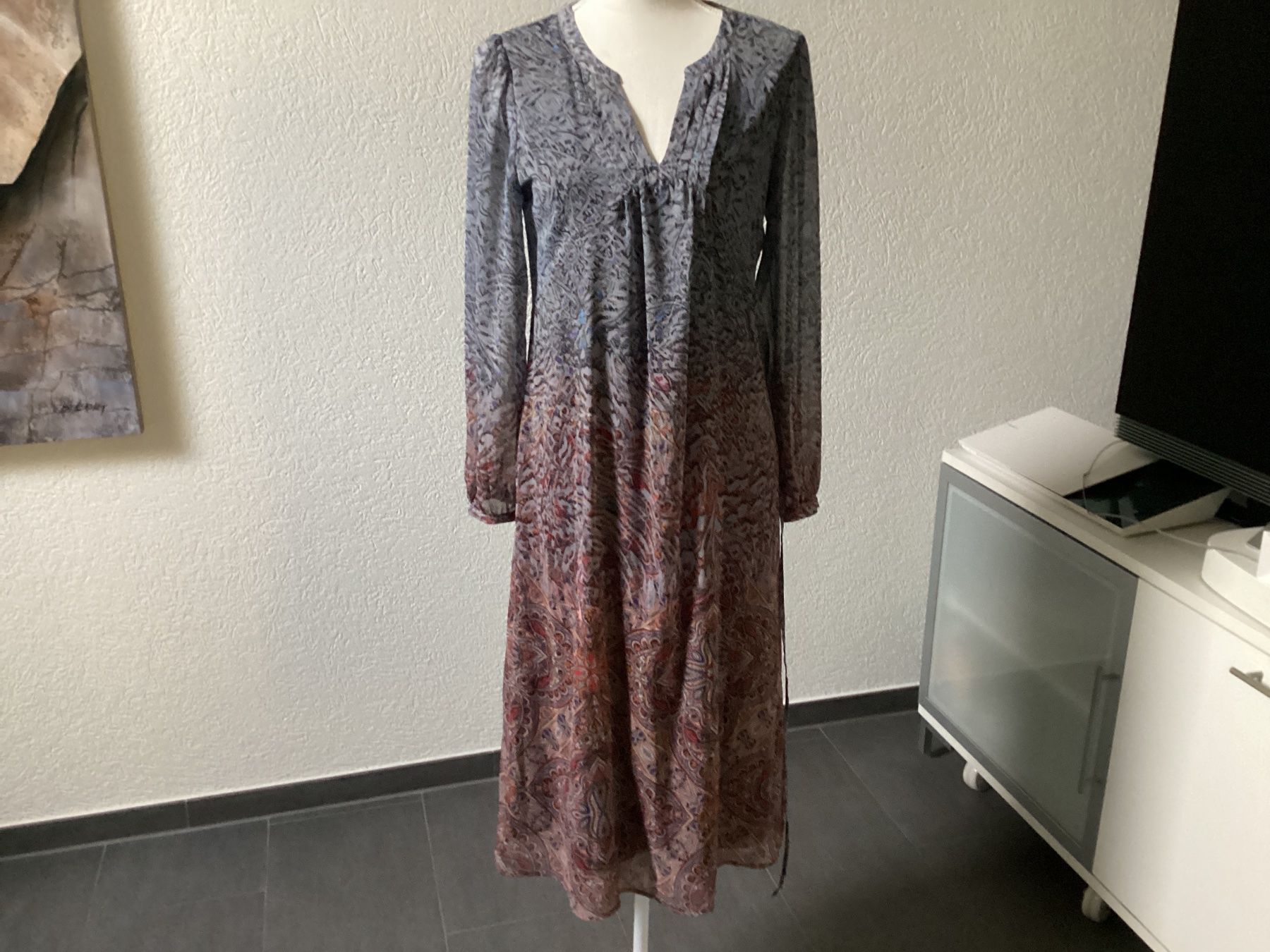 Esprit Kleider: edc Esprit Kleid mit Unterrock und Bindegürtel Gr. 36 – Gebraucht aus Homberg b. Thun von Homata 5