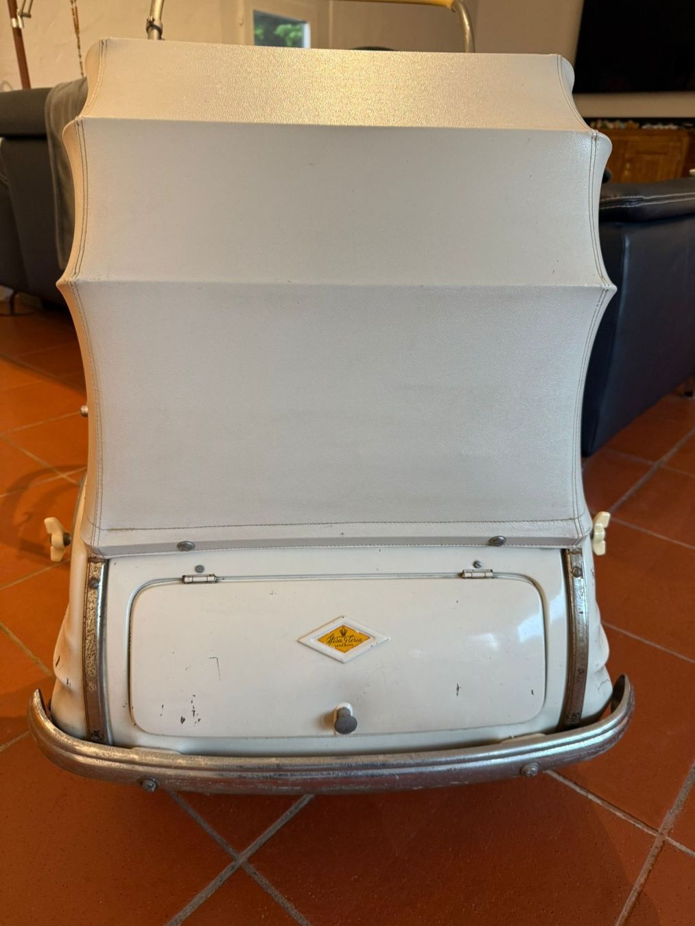 Wisa Gloria Carrozzine: Kinderwagen nostalgisch – Usato da Wil SG venduto da Paco.2222 3