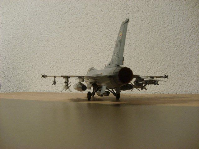 Tamiya Kit di modellismo & Modellini statici: *** F-16 Modell 1:48 *** – Nuovo (secondo la descrizione) da Altbüron venduto da CoinWorld 2