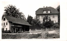 Wohn- und Ökonomiegebäude (Bauernhaus bzw. Stickereigebäude)