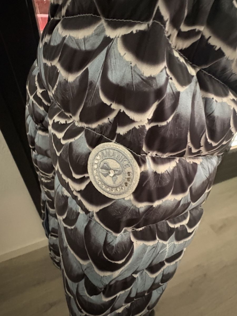 Giacche: VESTE 💙 ANANKE – Usato da Corin de la crête venduto da Charnel49 2