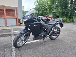 Honda CBR 250 RA