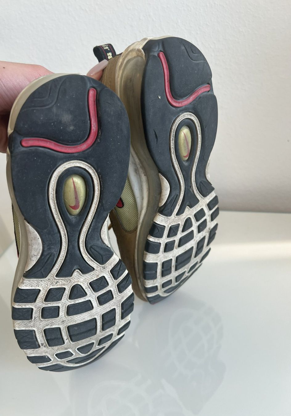 Nike Scarpe da uomo: Nike Air Max 97 OG Metallic Gold – Usato da Bülach venduto da deinmica 6