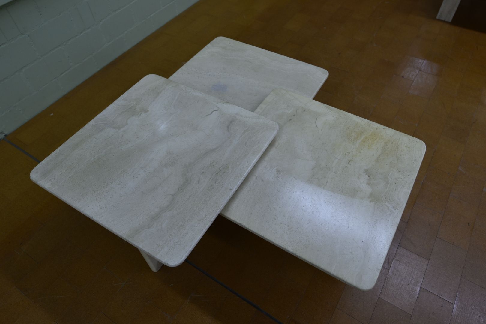 Tavoli: Vintage Couchtische aus Travertin – Usato da Lichtensteig venduto da Polsterwerk 4
