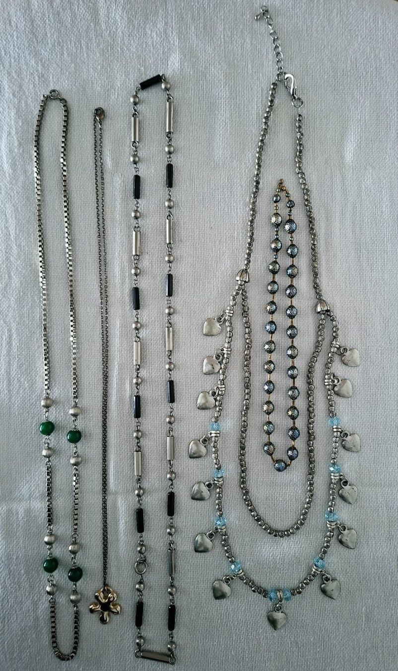 Autres bijoux: * 5 Halsketten * – D'occasion à Weiningen ZH par nic--ole 1
