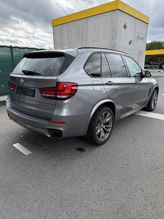 Autos: Bmw x5 40d m packet 7 plätzer – D'occasion à Marbach par Marbi06 2
