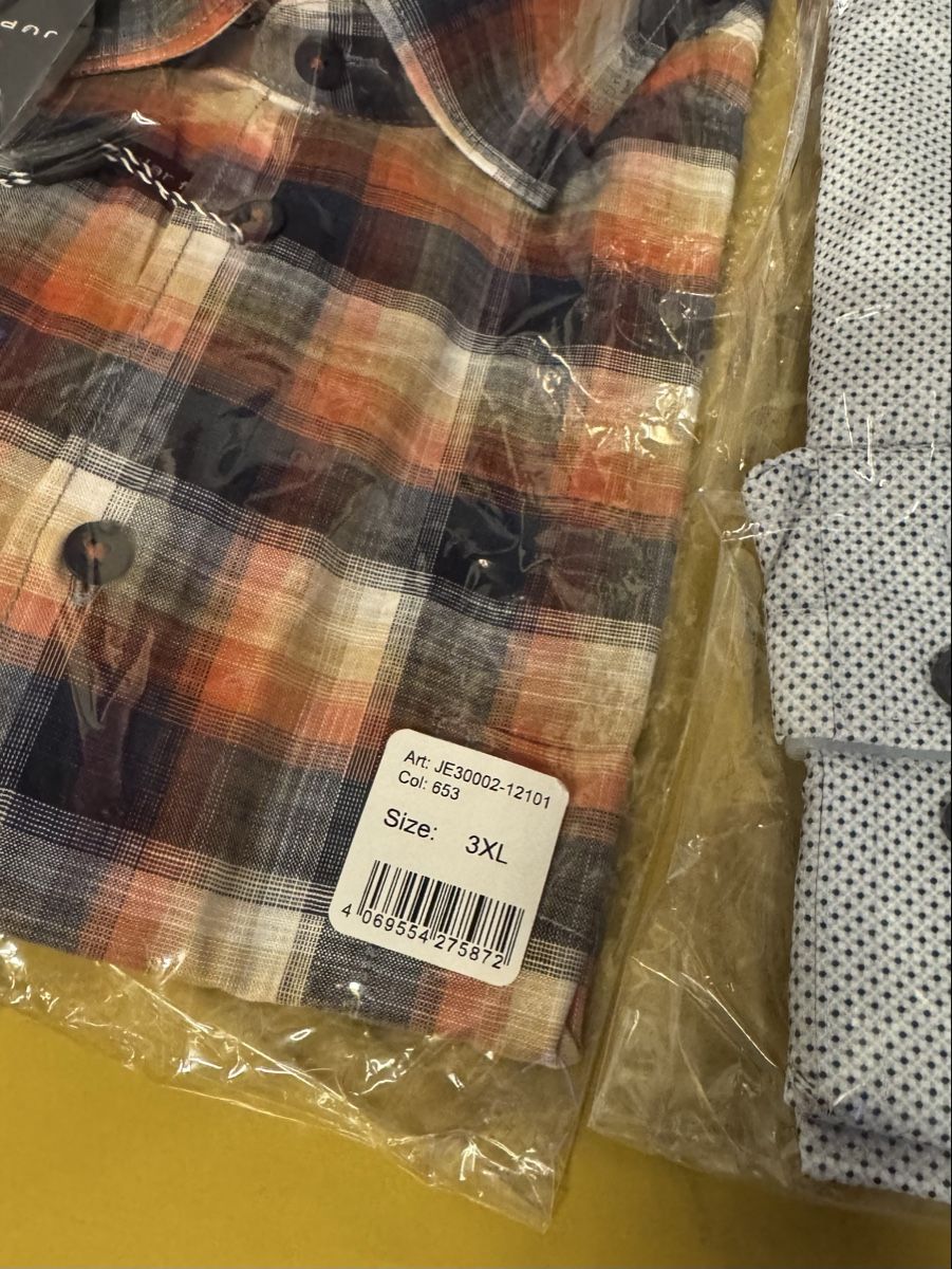 Camicie: Hemden diverse Grösse neu 8 St.  – Nuovo (secondo la descrizione) da Schlieren venduto da Freundlich02 7