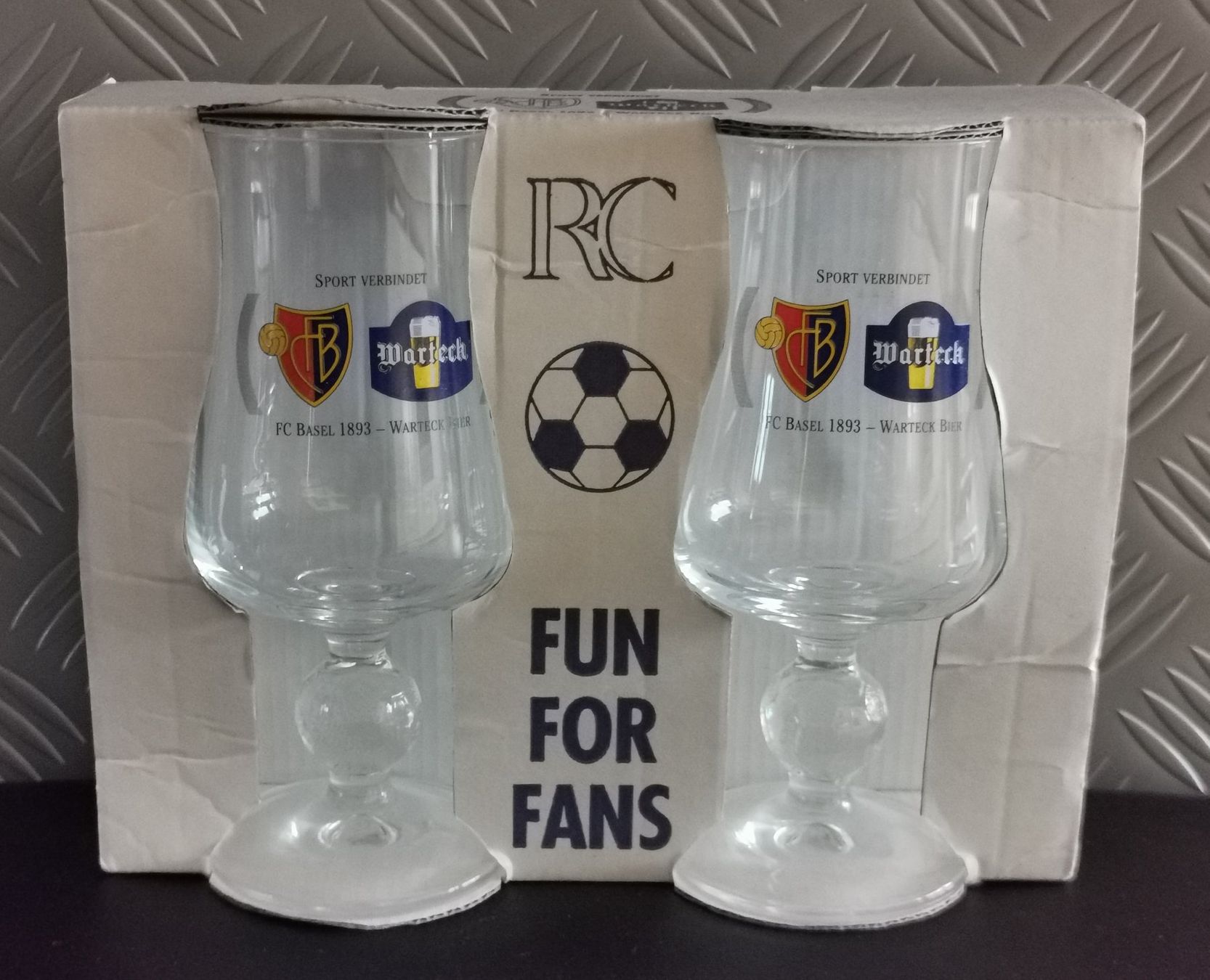 Gläser: FC Basel 1893 Biergläser Set 2 Stück NEU – Neu und originalverpackt aus Emmenbrücke von Herzog07