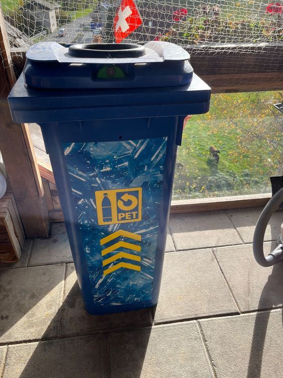 Pet-Container (Gebraucht) in Schüpfheim für CHF 12 – nur Abholung auf ...
