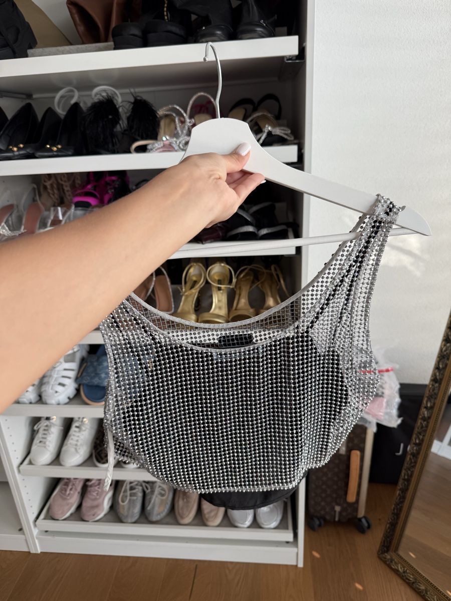 Top: Prada top – Nuovo (secondo la descrizione) da Mellingen venduto da eli_7hdx 1
