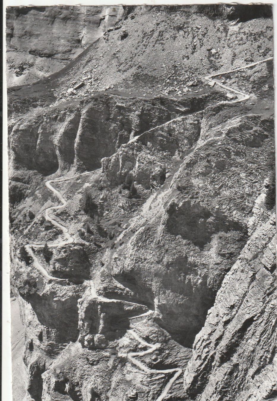 Cartoline postali: Gemmi Passstrasse – Usato da Lumbrein venduto da made02