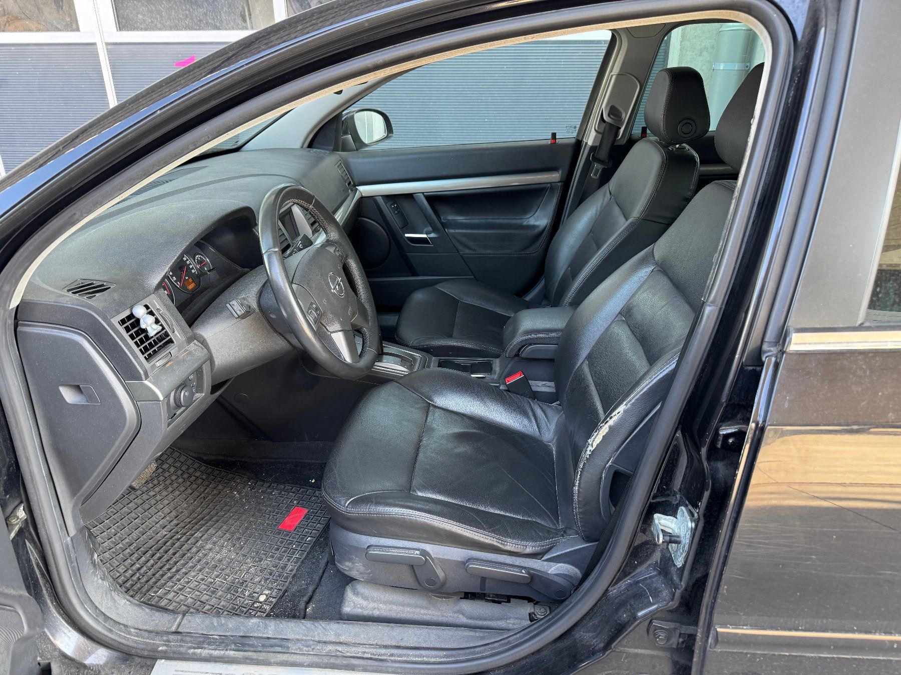 Opel Autos: Opel Signum 3.2 V6 – D'occasion à Wilchingen par RinaldoMotorsport 5