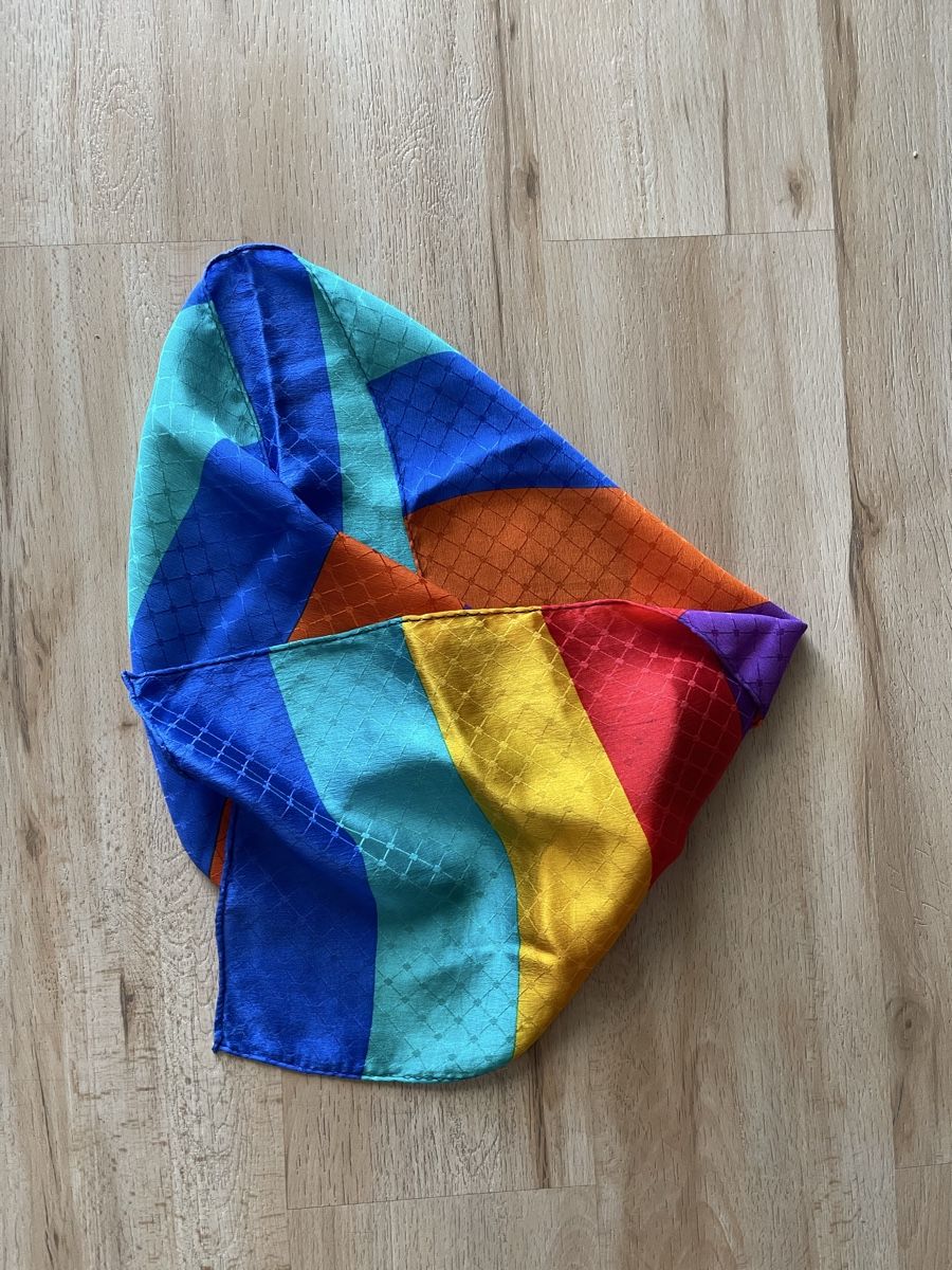 Foulard & Sciarpe: Jolie écharpe multicolore rayé en soie, – Usato da Kloten venduto da Vermicelles 4