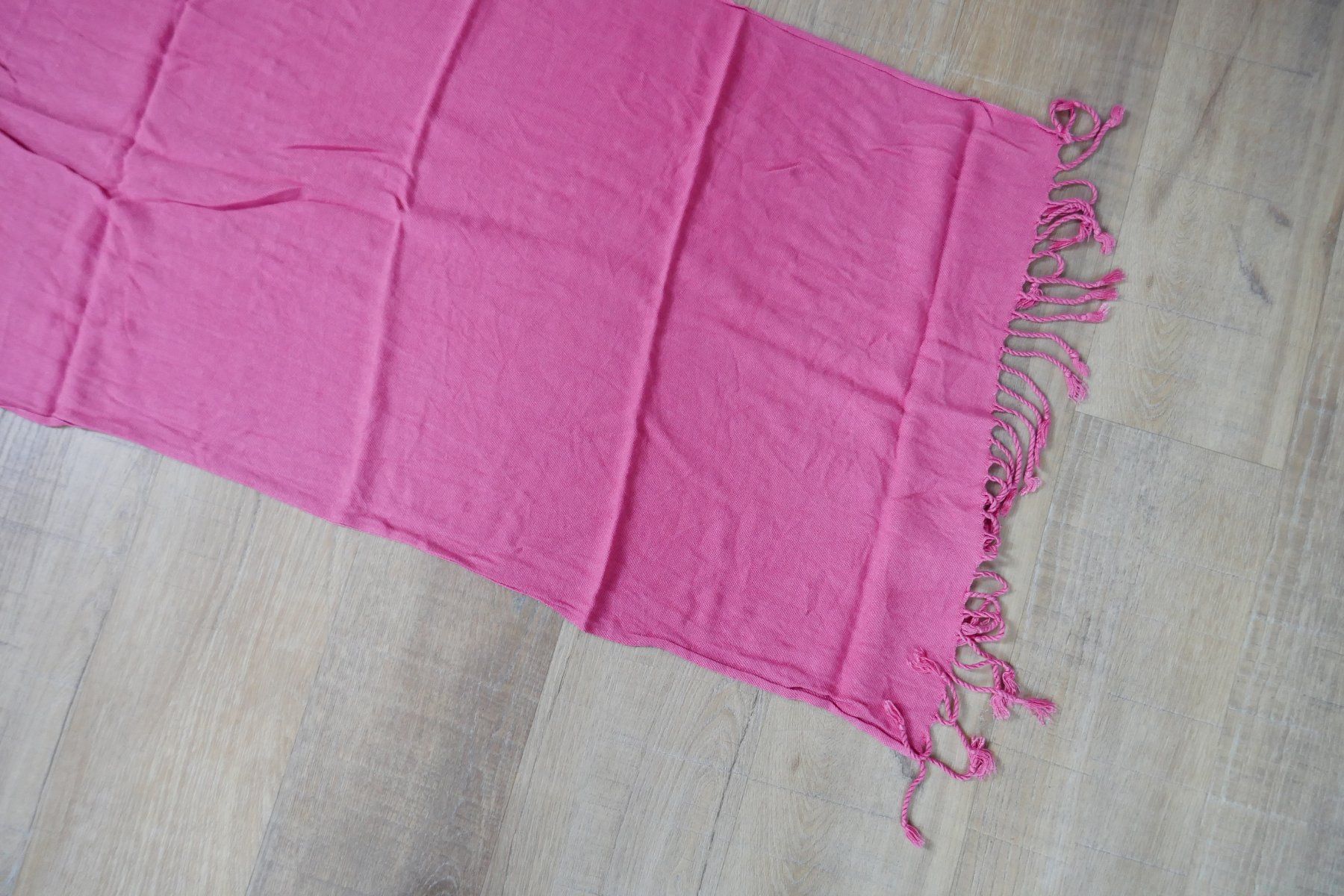 Foulards, Tücher & Schals: Schal / Halstuch rosa – Gebraucht aus Port von uzuku 2