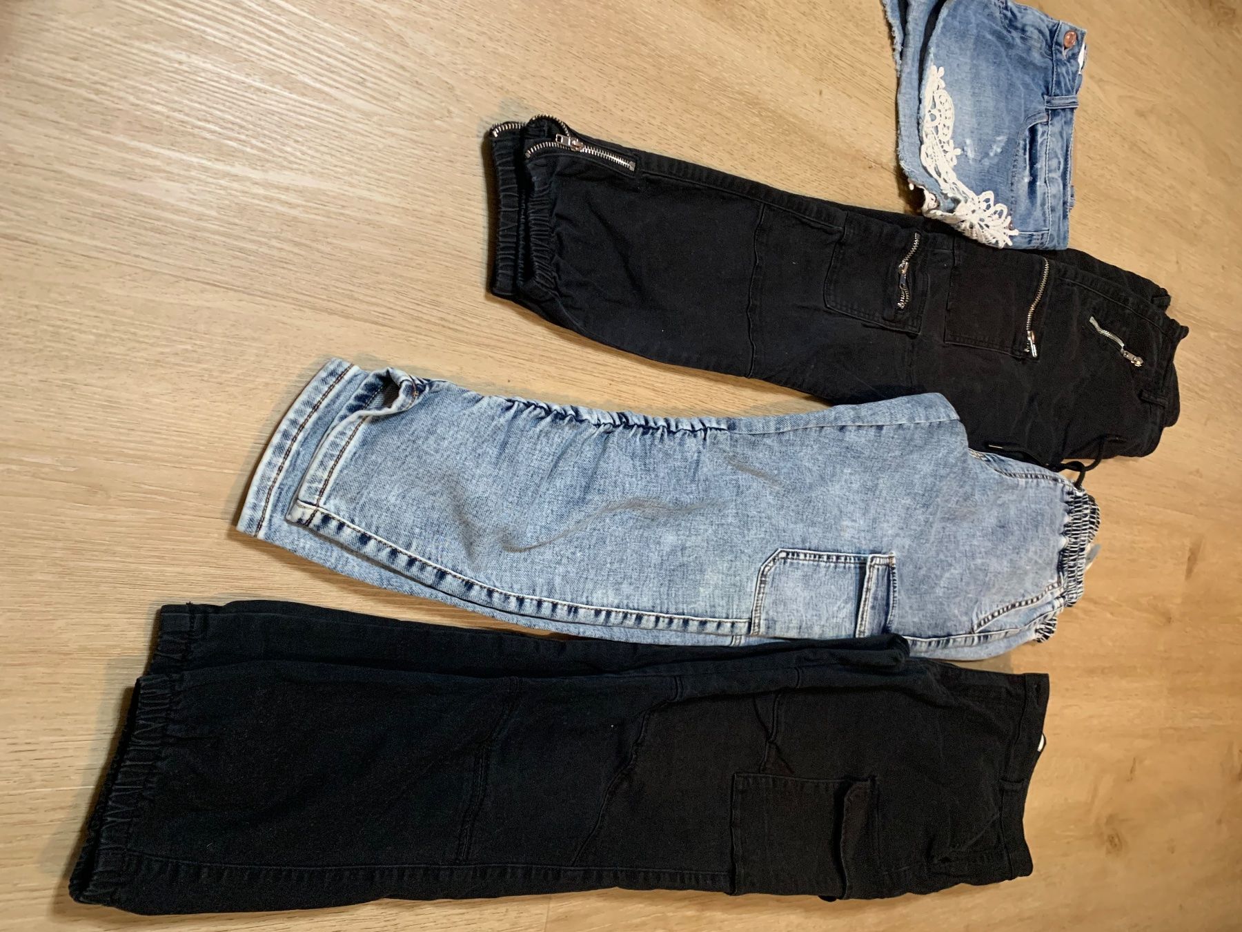Lotti di vestiti: Hosen Gr.M – Usato da Niederhasli venduto da Nati134 3