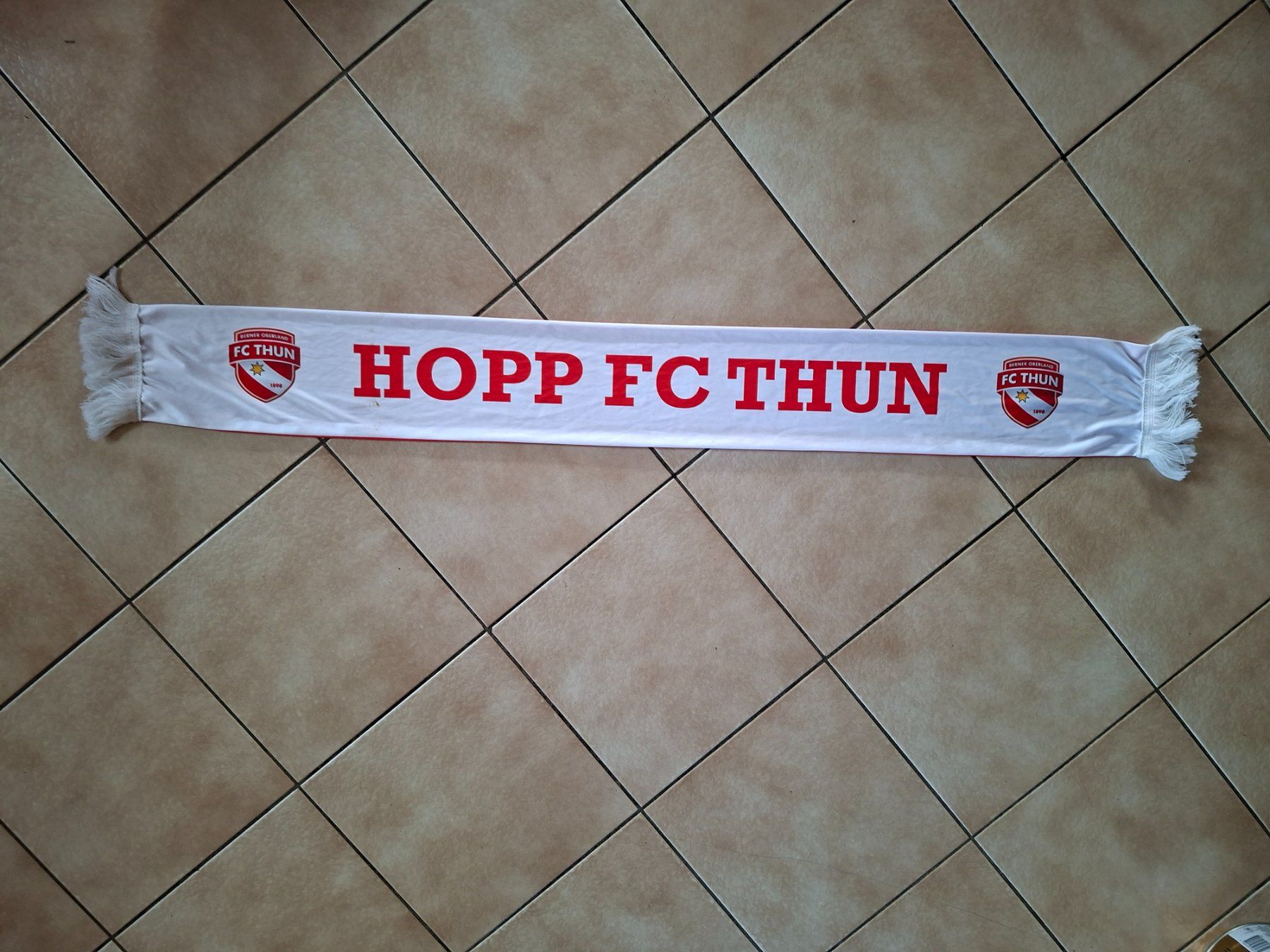 FC Thoune Foulards & écharpes: FC Thun Fussball Fan Schal – D'occasion à Schwanden Sigrisw par cadieux71 1
