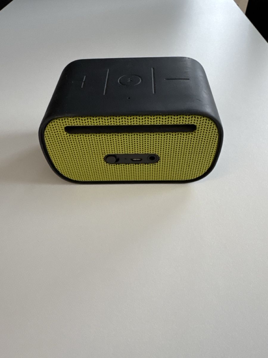 Casse acustiche: Guterhaltene Boom 3 Bluetooth Box, gelb/schwar – Usato da Schlieren venduto da thwillyag 1