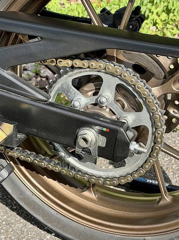 Honda Strada: Honda CB 125 R 11kW – Usato da Däniken SO venduto da spidi55 4