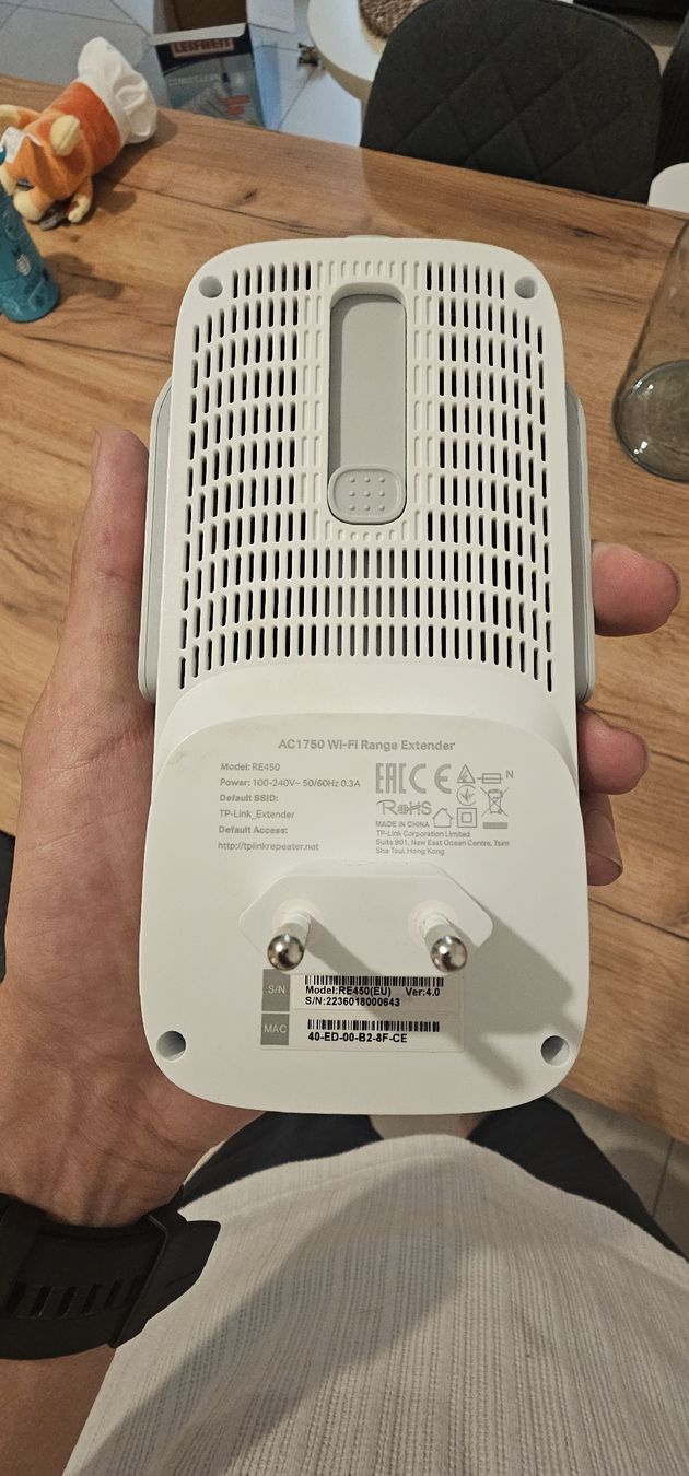 TP-Link Wlan: TP-Link RE450 AC1750 Wi-Fi Range Extender – Gebraucht aus Cadenazzo von TanklabsGaming 1