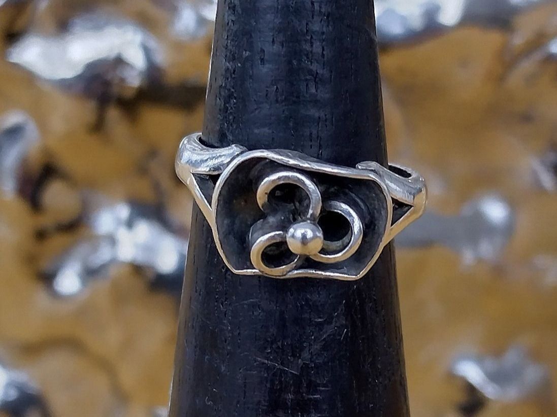 Anelli: BLUMEN RING IN 925 SILBER – Usato da Romanshorn venduto da BoutiqueA 1