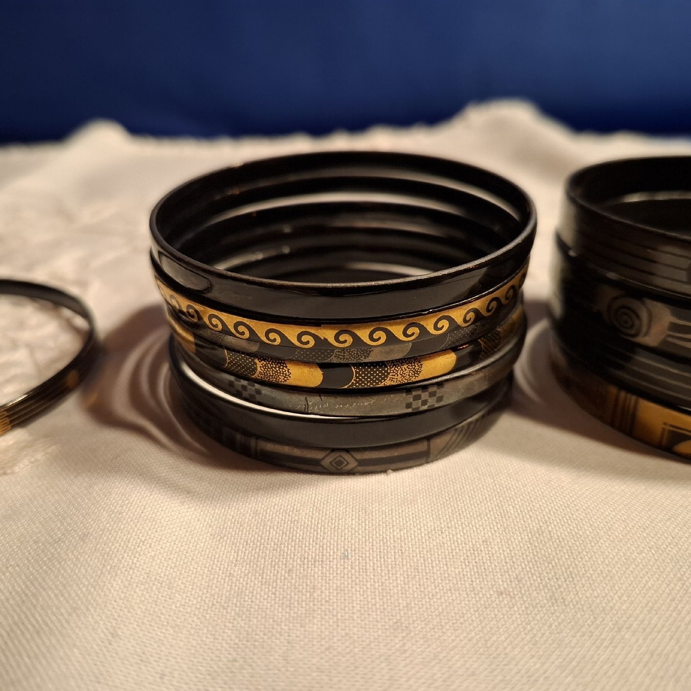 Bracelets: 17 Armreife Michaela Frey – D'occasion à Nürensdorf par DANG3REUX 2