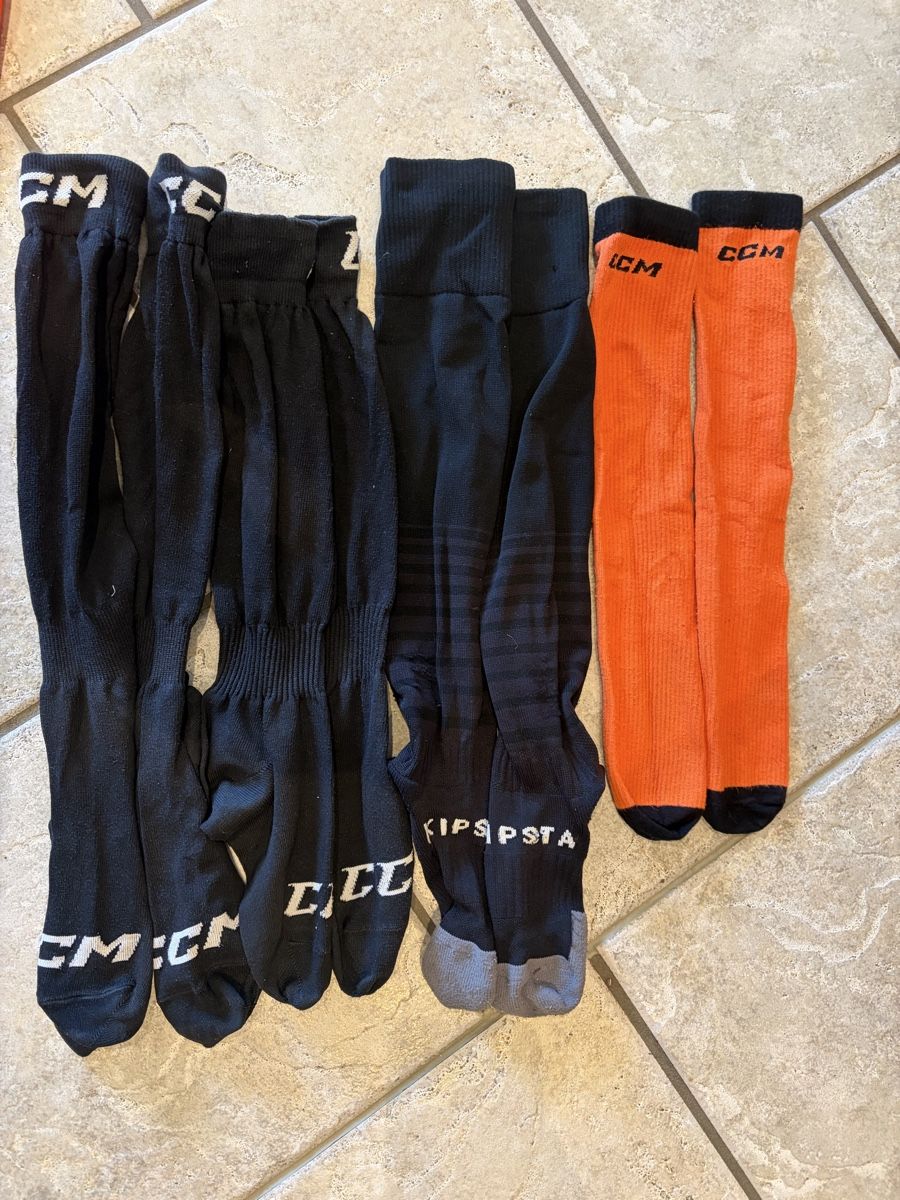 Chaussettes enfants: Hockey Socken Ua CCM – D'occasion à Urdorf par worldaround